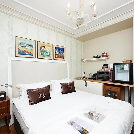 Faik Pasha Special Category Beyoglu Hotell