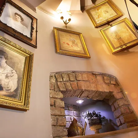 Faik Pasha Special Category Beyoglu Szálloda