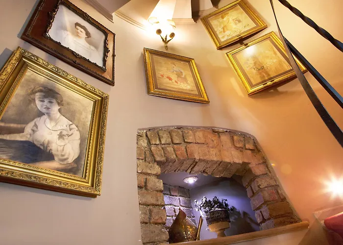 Faik Pasha Special Category Beyoglu Otel