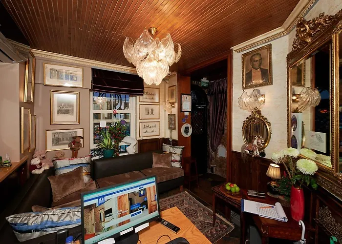 Otel Faik Pasha Special Category Beyoglu İstanbul