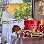 Faik Pasha Special Category Beyoglu Hotel 4*
