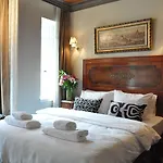 Faik Pasha Special Category Beyoglu Hotel 4*
