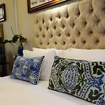 Faik Pasha Special Category Beyoglu Hotel