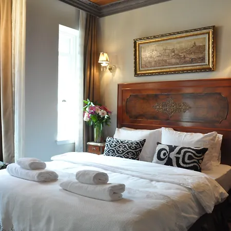 Faik Pasha Special Category Beyoglu Hotel 4*